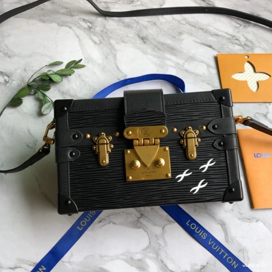 WIS VUITTON LOUIS PETITE MALLE 0823